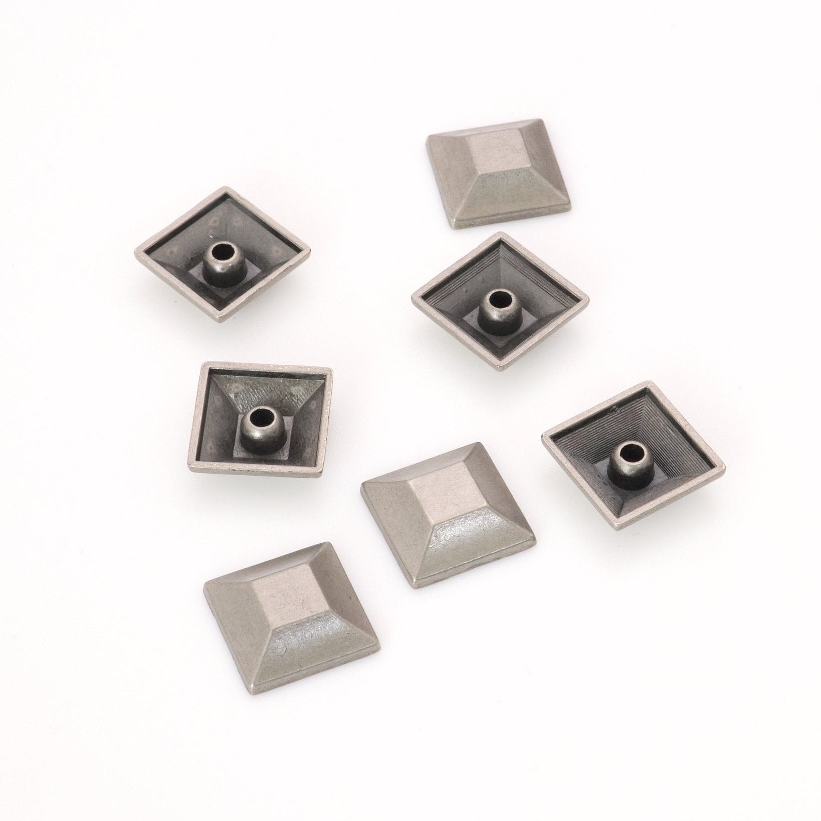クラフト金具 飾り バネボタン カシメパーツ 15㎜x15㎜ JPC156-12 