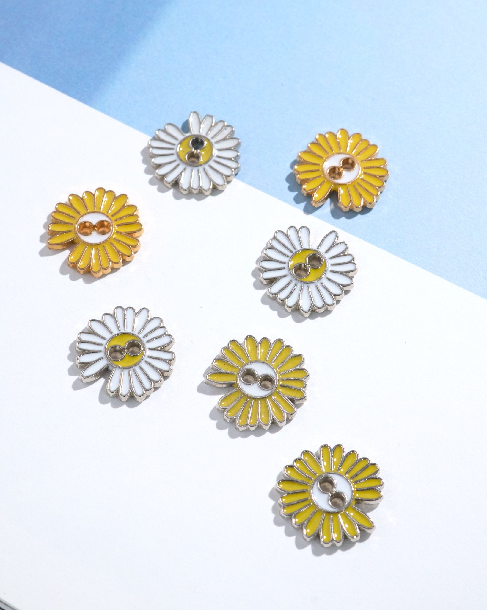 二つ穴 ボタン ヒマワリ 約17mm 5個入り JPC0129-9 - アクセサリー