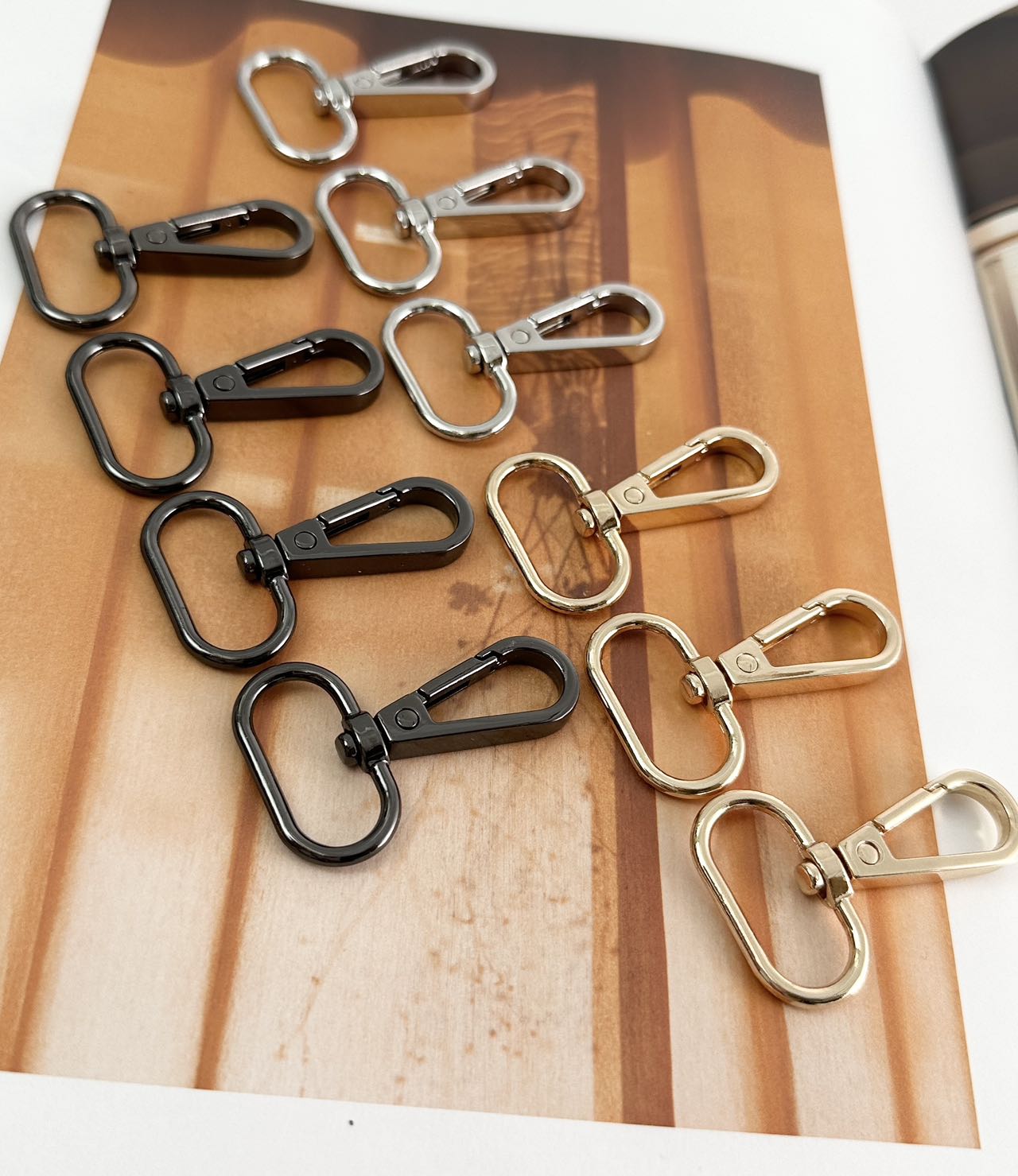 ナス ナスカン 尾内径 約27mm 4個入り JPC0221-27 - アクセサリーパーツ