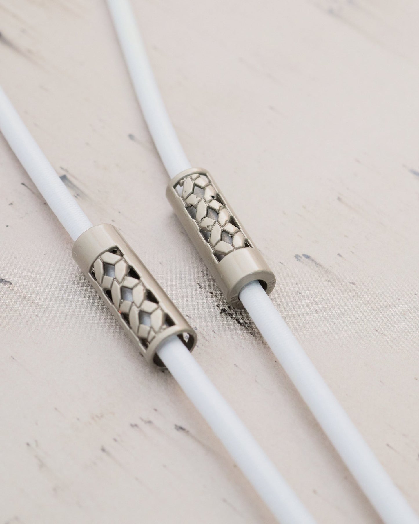 メタル ループエンド 通す穴直径約3.5㎜/5mm JPC118-29