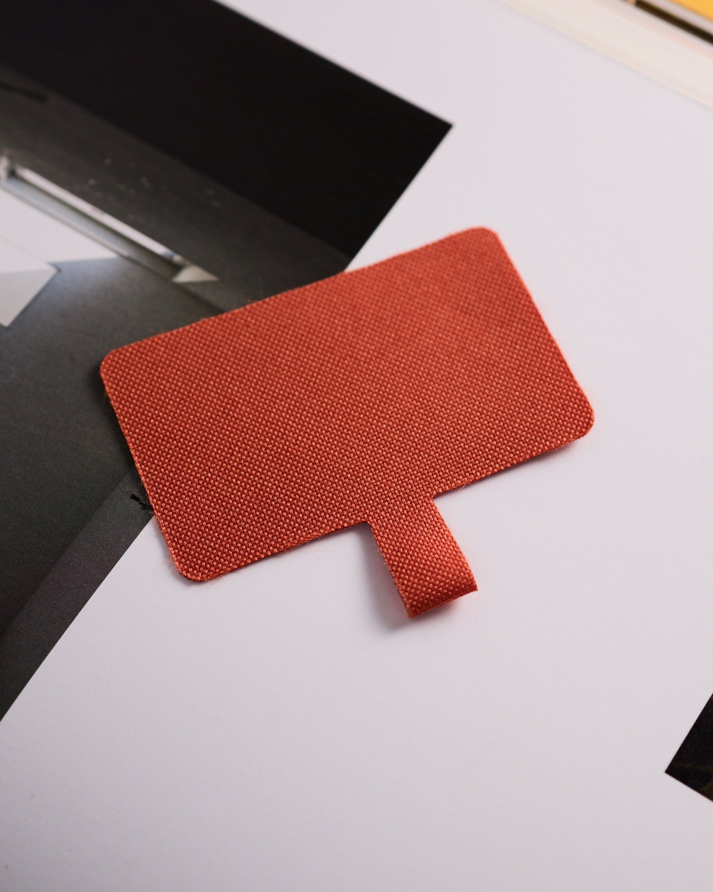 ストラップホルダー スマホケースに挟むだけ 4枚セット JPC0237