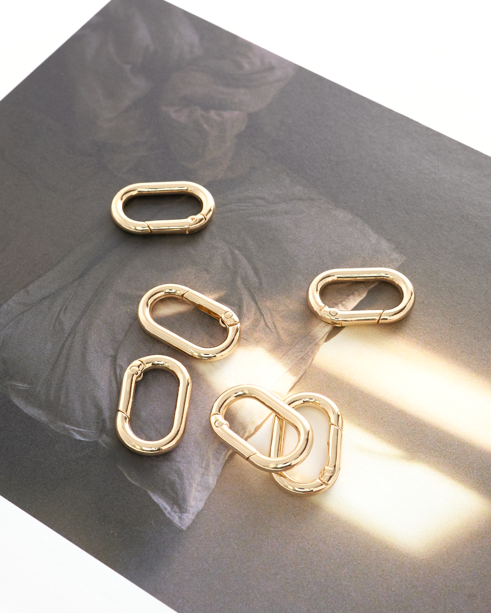 カラビナ 楕円型 内径約26mm 5個入り JPC0224-26 - アクセサリーパーツ