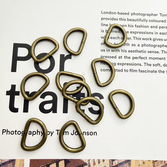 Dカン 内径約12mm 10個入り真鍮古美まとめ買い 卸 業務用Dかんパーツ 手作り 手芸 レザークラフト ハンドメイド - ジャパンパーツセンター